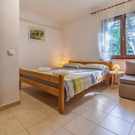 Eva Apartment *