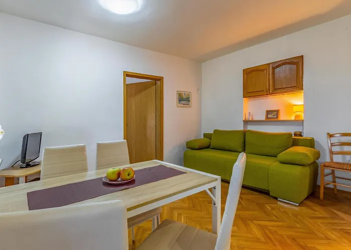 Eva Apartment *